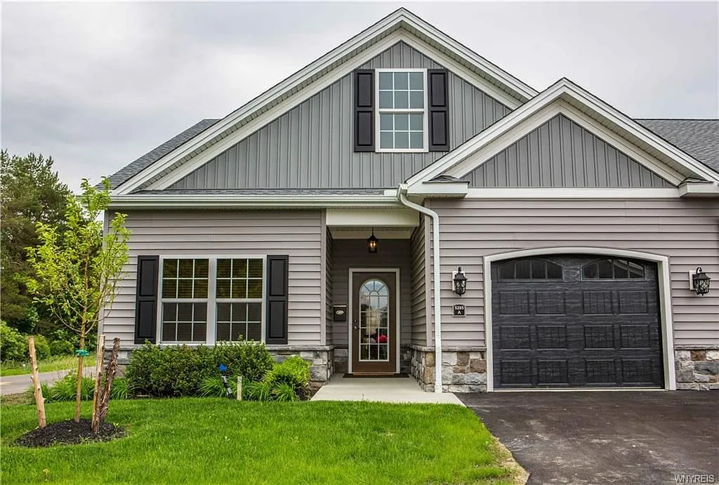 5285 Chestnut Ridge Rd photo 1