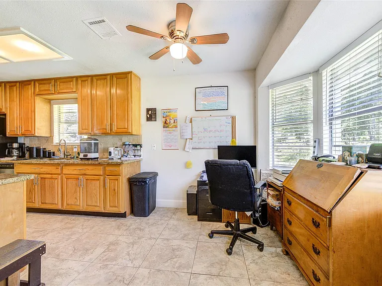 24522 Glen Loch Dr — Photo 17