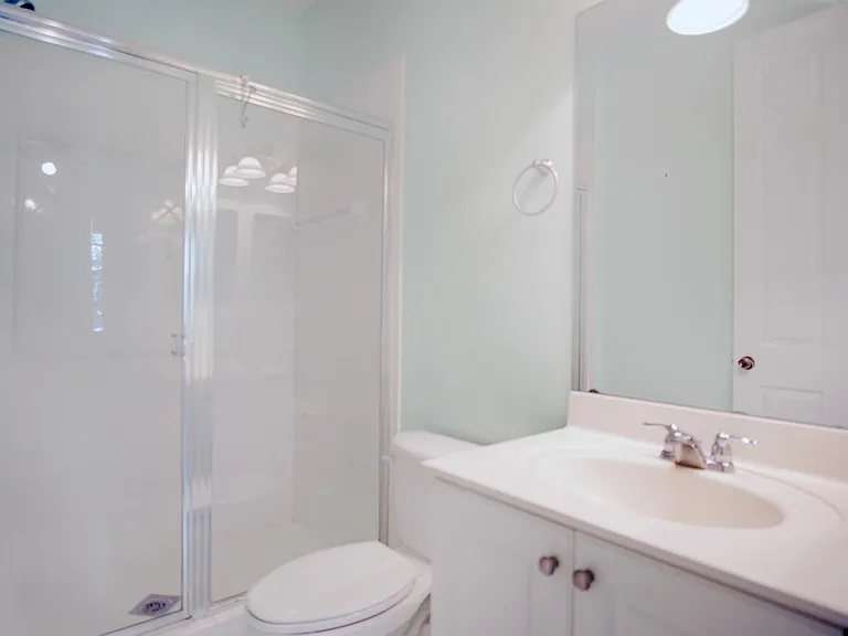 1020 E Longport Cir #F2 — Photo 20