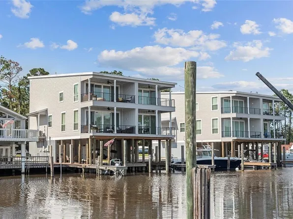 971 Marina Blvd #A, Mandeville, LA 70471