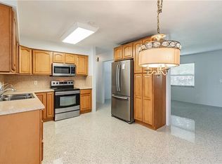 1348 Rosery Rd NE, Largo, FL 33770