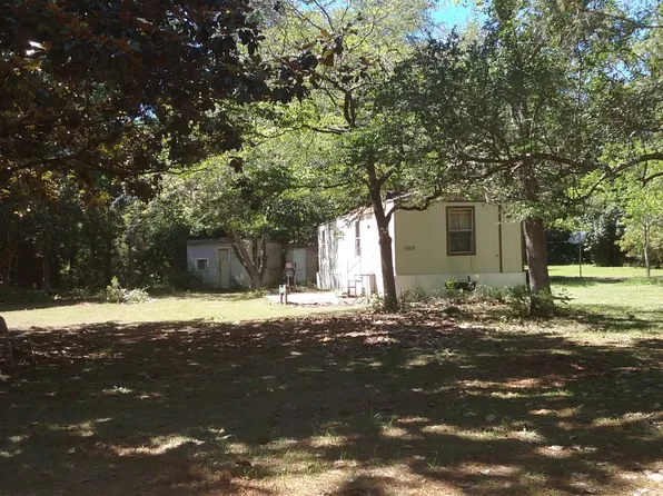 13834 Capri Ave, Fountain, FL 32438