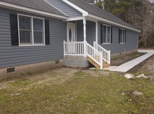 890 Horseshoe Rd, Elizabeth City, NC 27909