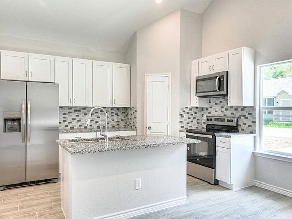 2nd image of 9826 Arbor Oaks #1