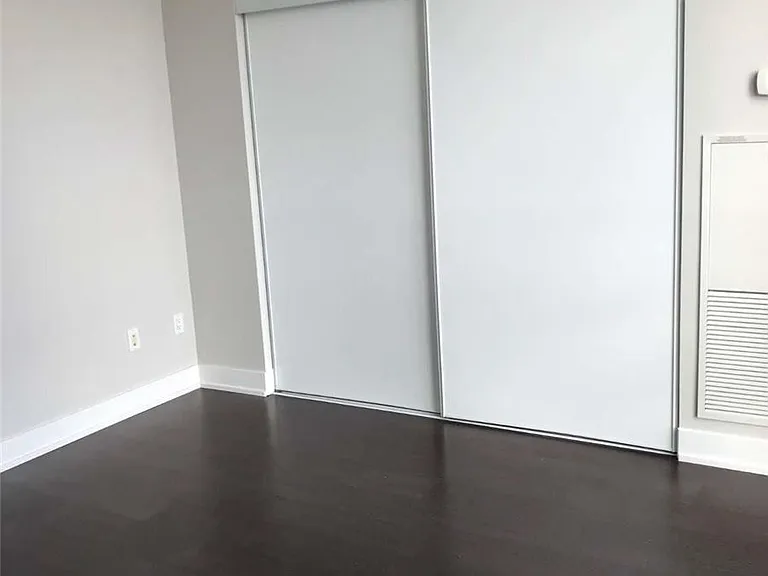 23 Sheppard Ave E #2107 — Photo 10