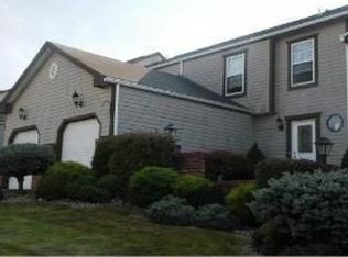 1427 Lexington Dr, Lawrence, PA