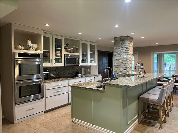 4th image of 2050 Estates Pkwy