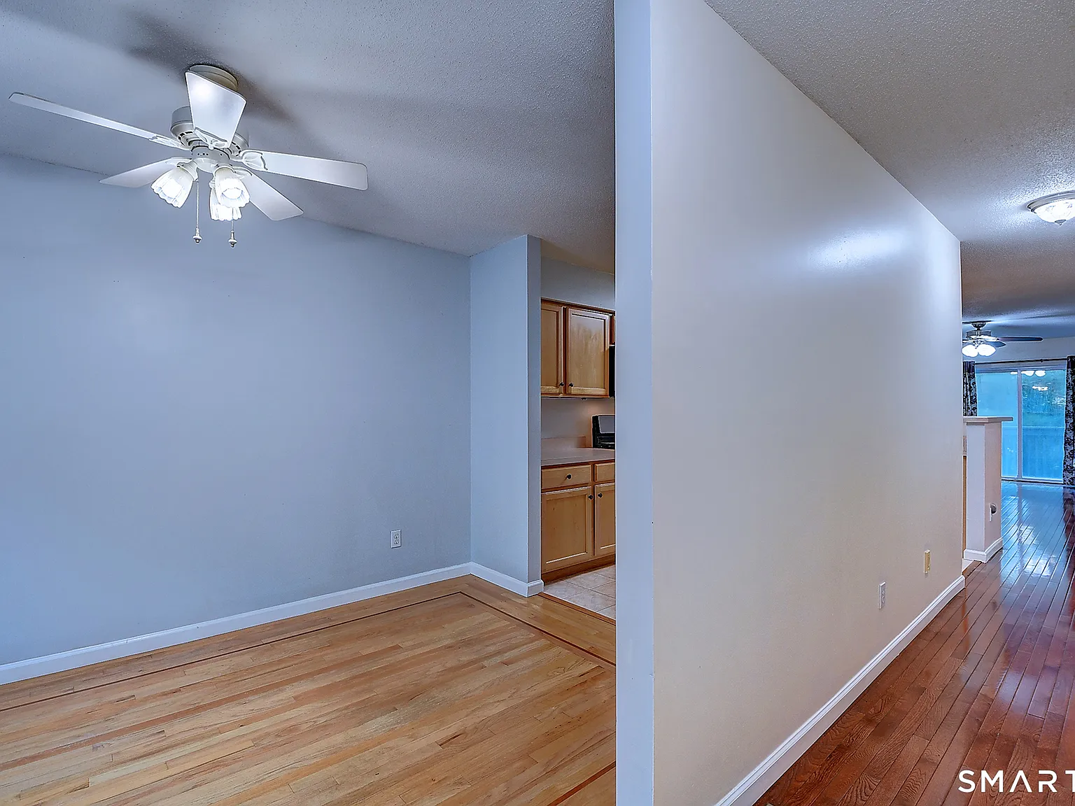 3 bed, 2.5 bath, 2278 sqft, $3,000 — Photo 4