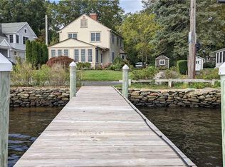 169 Mathewson Rd, Barrington, RI 02806