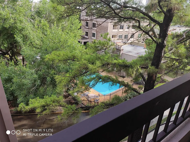 2213 S Braeswood Blvd #13A — Photo 9