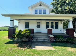 2400 Schmuck Rd, Evansville, IN 47720