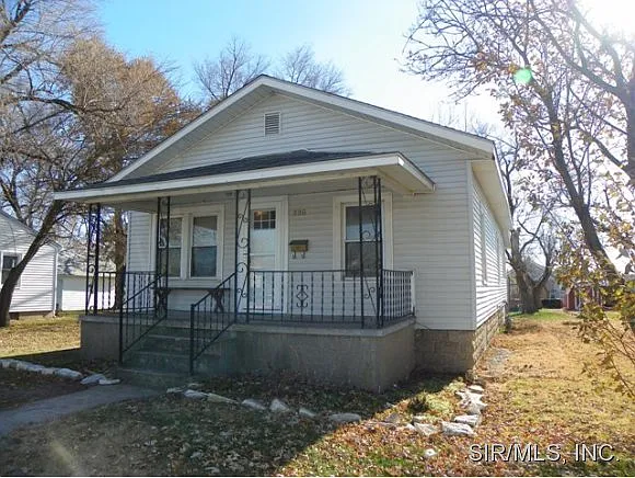 335 Rohm Pl photo 1