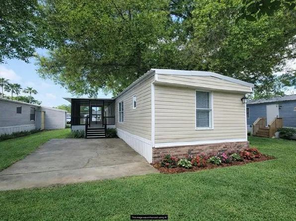 11211 E Bay Rd #4, Gibsonton, FL 33534