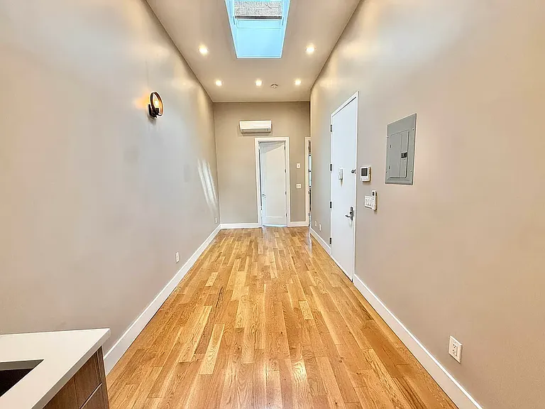 344 McGuinness Blvd #2R — Photo 4