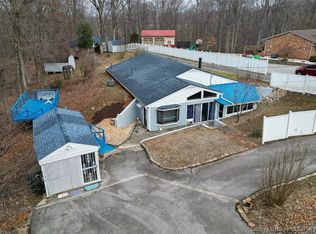 5610 Smith Rd, Floyds Knobs, IN 47119