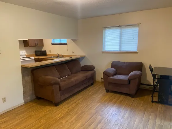 702 Crescent Dr, Champaign, IL
