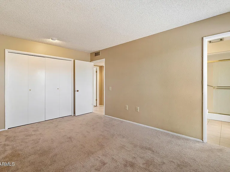 10528 W Tumblewood Dr — Photo 9