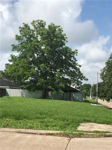 10100 Flossmoor Dr, New Orleans, LA, 70127