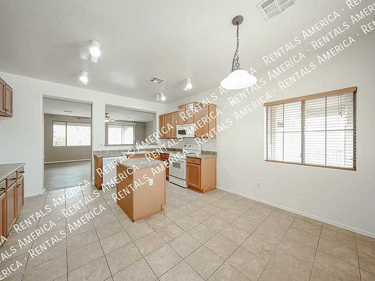 19407 E Canary Way — Photo 8