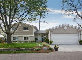 66 Park Island Rd, Lake Orion, MI 48362