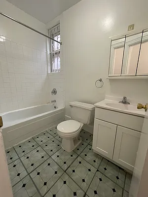 Rented by Peter R. Hungerford, LREB | media 26