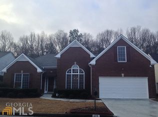 825 Melbourne Trl, Alpharetta, GA 30009