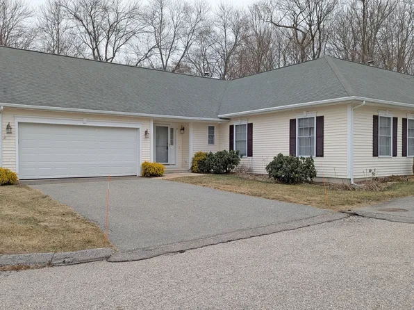 8 Leisure Drive #8, Montville, CT 06370