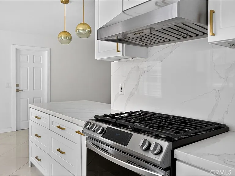 4641 Newman Ave — Photo 27