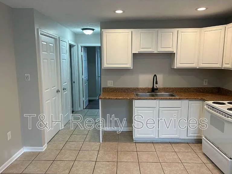 4303 Norwaldo Ave — Photo 5
