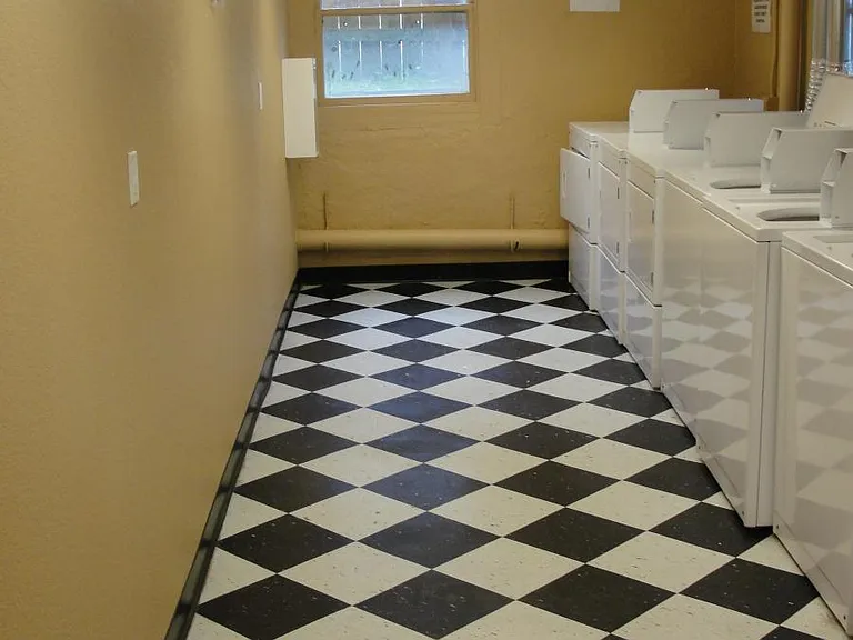 2241 NW Hoyt St #109 — Photo 24