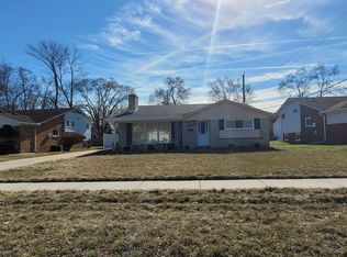 15977 Addison St, Southfield, MI 48075