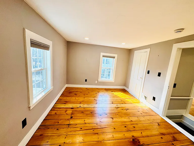 21 Union St #B — Photo 8