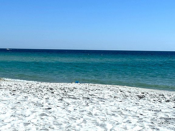 5th image of 649 Cherokee Rd