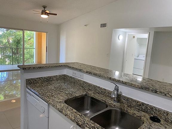 4th image of 131 Yacht Club Way APT 307