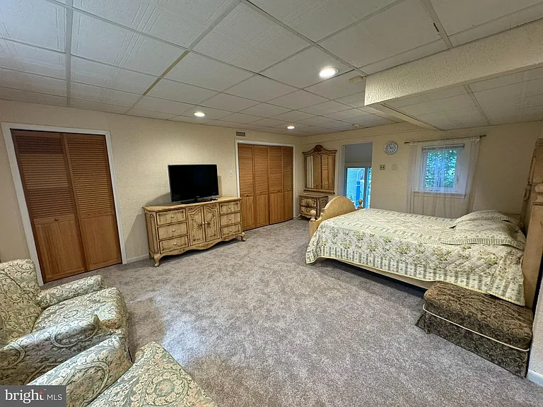 417 Wingate Rd — Photo 8