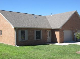 148 Villa Ln, Sparta, TN 38583