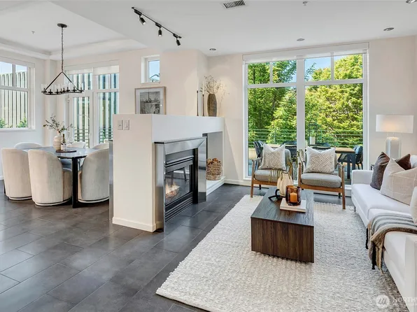17 W Mercer Street #TH7, Seattle, WA 98119