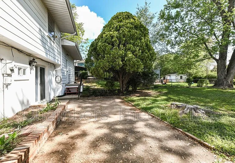 1020 S Hoga Rd — Photo 25