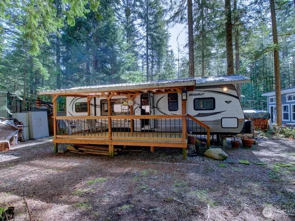 64 Wilderness Way, Deming, WA 98244