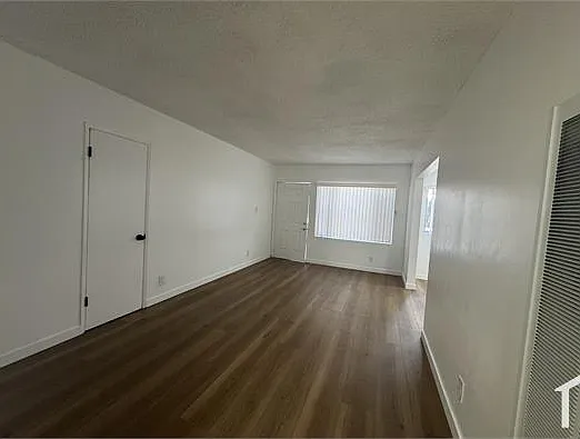1358 W 37th St #2 — Photo 2