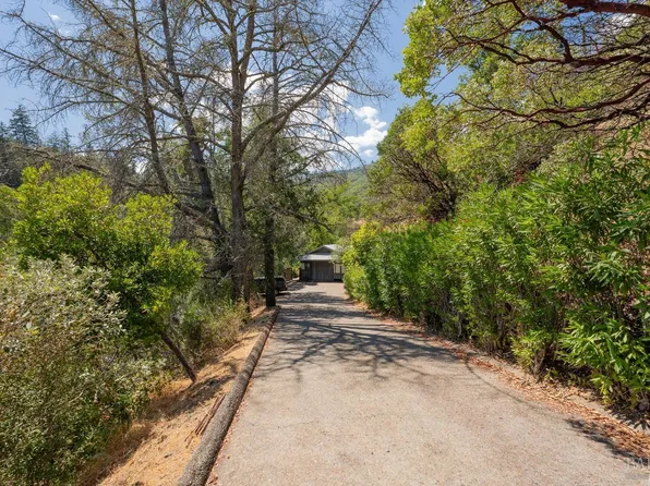315 Crestview Drive, Ukiah, CA 95482