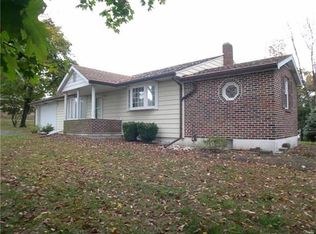 95 Grandview Rd, Easton, PA 18042