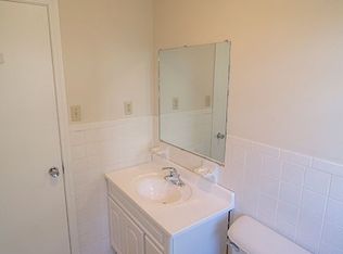 1207 White Oak Ln, Columbia, MO 65203