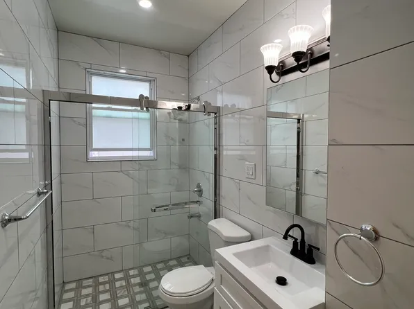 2645 E 18th St #1R, Brooklyn, NY 11235