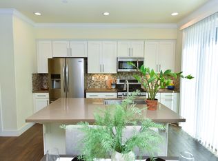 1668 Vine St, Davis, CA 95616