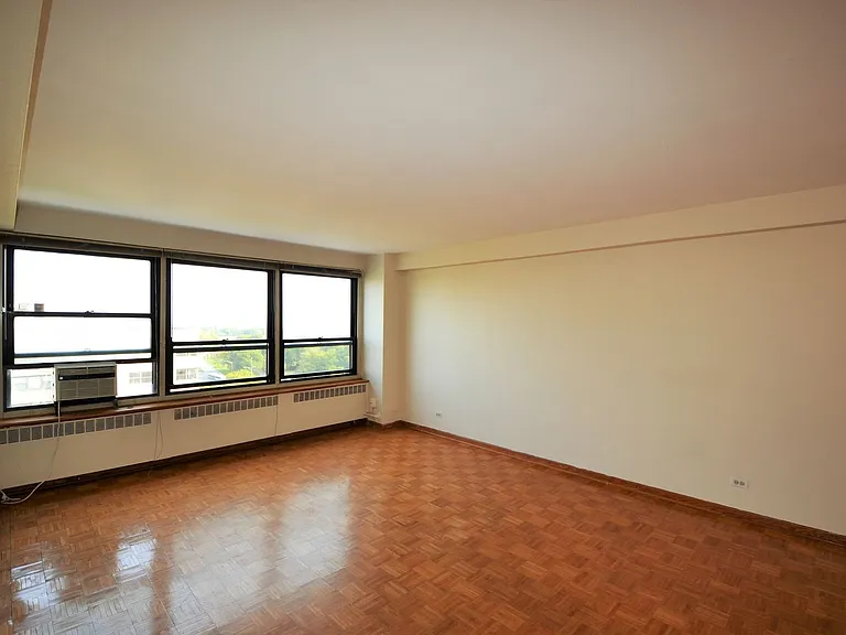 4180 Marine Terrace Apartments — Photo 95