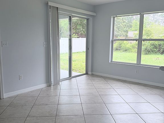 5th image of 48 Wellwater Dr
