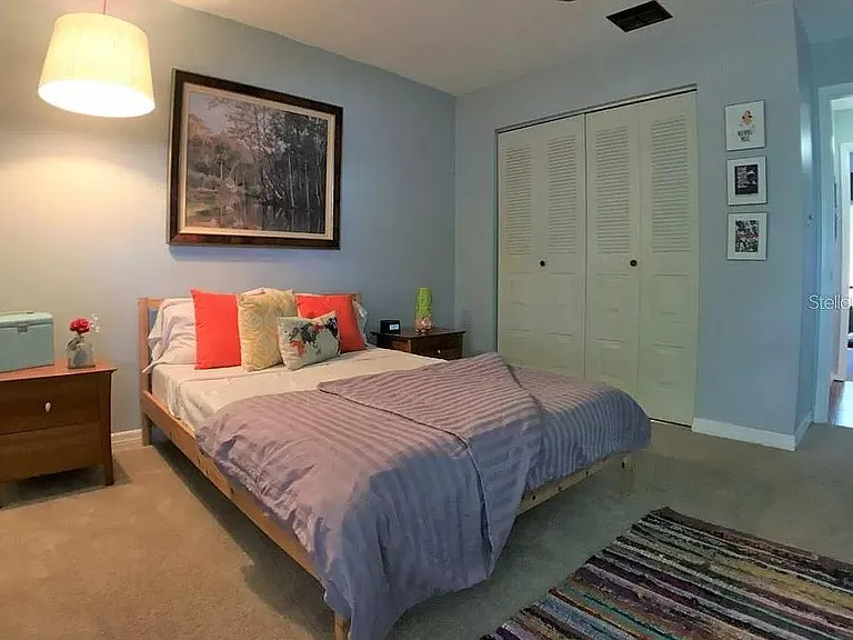 4925 Lindsay Ct — Photo 15