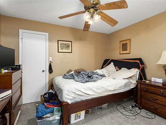 3rd image of 608 Corregidor Dr #608A