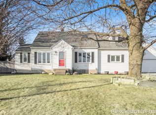 1115 56th St SW, Wyoming, MI 49509